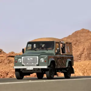 Dadan & Jabal Ikmah Vintage Land Rover Tour